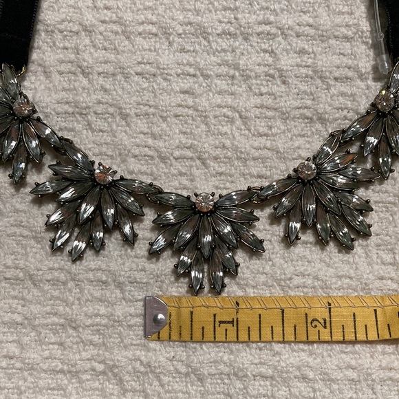 Bauble Bar Crystal Statement Necklace Art Deco Antique Finish Velvet Tie NWT - Picture 8 of 8